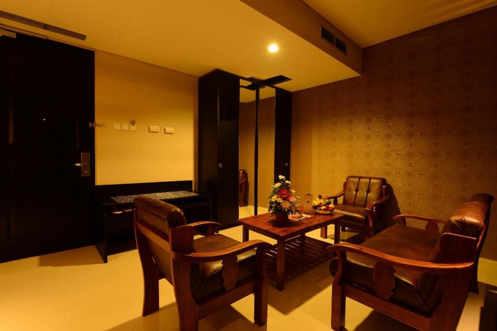 エミリア ホテル バイ アメージング - パレンバン 部屋 写真